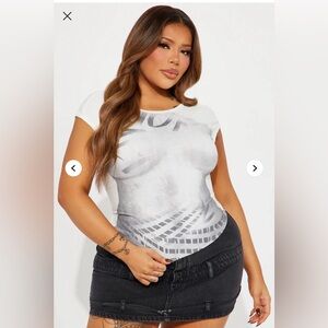 Fashion Nova White Short-Sleeve Graphic Tee